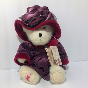 Boyd’s Red Hat Society Bear Ms. Rouge Chapeau